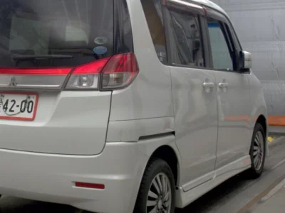 Mitsubishi DELICA D2
