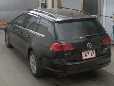 Volkswagen GOLF VARIANT