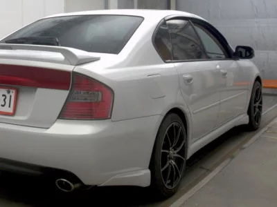 Subaru LEGACY B4