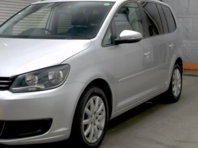 Volkswagen GOLF TOURAN