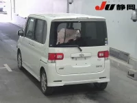 Daihatsu TANTO лот № 3037 оценка 4  с аукциона в Японии 1