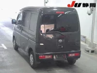 Toyota PIXIS VAN лот № 3046 оценка RA  с аукциона в Японии 1