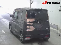 Nissan ROOX лот № 3047 оценка 3.5  с аукциона в Японии 1