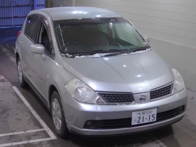 Nissan TIIDA