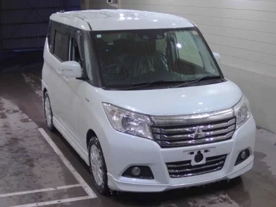 Mitsubishi DELICA D2