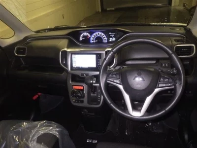 Mitsubishi DELICA D2