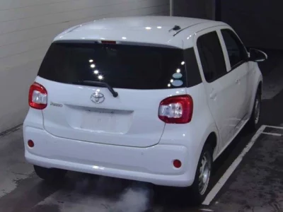 Toyota PASSO  с аукциона в Японии