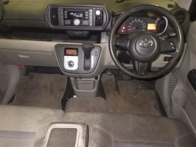 Toyota PASSO  с аукциона в Японии