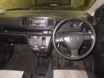 Daihatsu MIRA E S  с аукциона в Японии