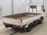 Toyota DYNA лот № 3044 оценка 3  с аукциона в Японии 1