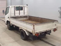 Toyota DYNA лот № 3044 оценка 3  с аукциона в Японии 5