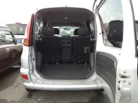 Toyota FUNCARGO лот № 3011 оценка R  с аукциона в Японии 10