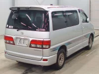 Toyota HIACE REGIUS лот № 3136 оценка 3  с аукциона в Японии 1