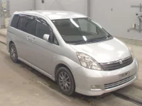 Toyota ISIS лот № 5558 оценка 3.5  с аукциона в Японии 4