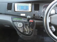 Toyota ISIS лот № 5558 оценка 3.5  с аукциона в Японии 8