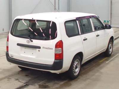Toyota PROBOX  с аукциона в Японии