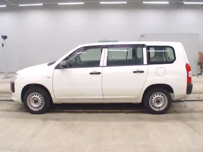 Toyota PROBOX  с аукциона в Японии