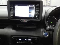 Toyota YARIS лот № 3092 оценка 3.5  с аукциона в Японии 8