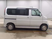 Honda VAMOS лот № 9011 оценка 2  с аукциона в Японии 2