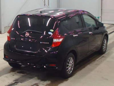 Nissan NOTE  с аукциона в Японии