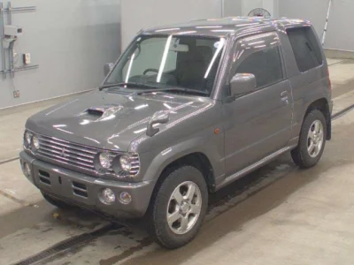 Mitsubishi PAJERO MINI