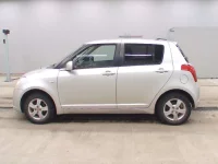 Suzuki SWIFT лот № 5555 оценка 3.5  с аукциона в Японии 3