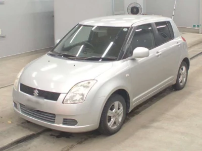 Suzuki SWIFT  с аукциона в Японии