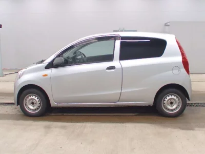 Daihatsu MIRA  с аукциона в Японии