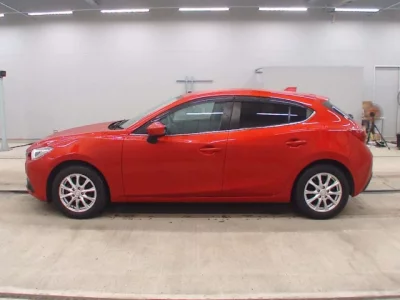Mazda AXELA  с аукциона в Японии