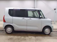 Daihatsu TANTO лот № 3004 оценка 3.5  с аукциона в Японии 2