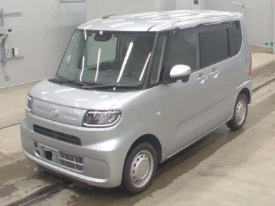 Daihatsu TANTO  с аукциона в Японии