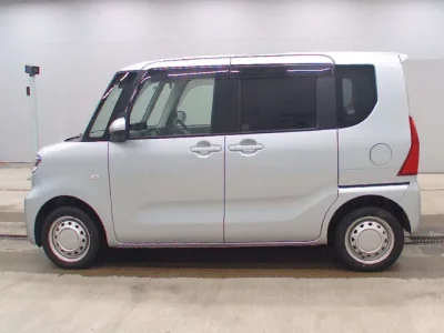 Daihatsu TANTO  с аукциона в Японии