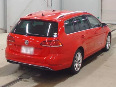 Volkswagen GOLF VARIANT