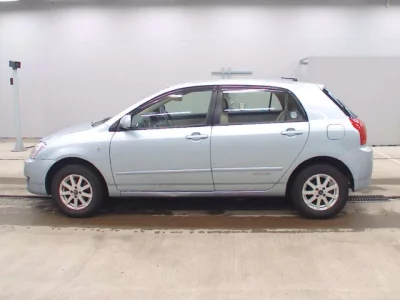 Toyota COROLLA RUNX  с аукциона в Японии