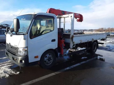 Toyota DYNA  с аукциона в Японии