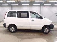 Toyota LITE ACE VAN лот № 3170 оценка 3.5  с аукциона в Японии 2