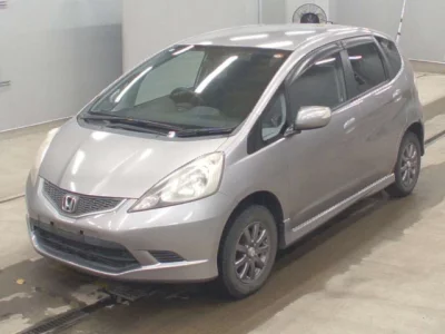 Honda FIT  с аукциона в Японии