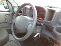 Mitsubishi MINICAB VAN лот № 5078 оценка 3  с аукциона в Японии 6