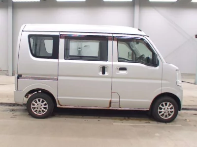 Mitsubishi MINICAB VAN