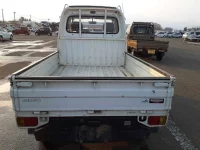 Subaru SAMBAR лот № 5095 оценка 3.5  с аукциона в Японии 8