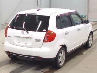 Mazda VERISA лот № 5603 оценка 2  с аукциона в Японии 1