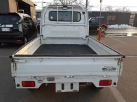 Suzuki CARRY TRUCK лот № 9037 оценка 3.5  с аукциона в Японии 8