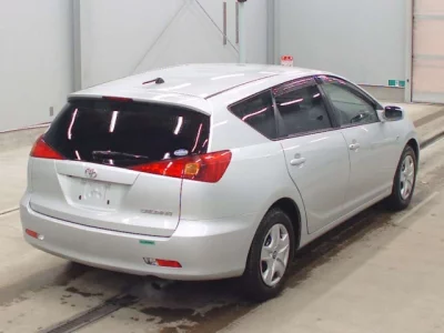 Toyota CALDINA  с аукциона в Японии