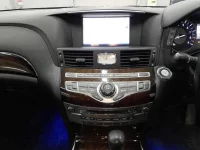 Nissan FUGA лот № 5616 оценка 3.5  с аукциона в Японии 8