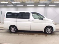 Nissan ELGRAND лот № 5607 оценка 3.5  с аукциона в Японии 2