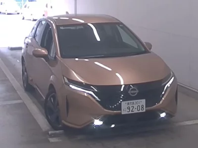 Nissan AURA