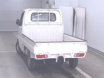 Nissan CLIPPER TRUCK  с аукциона в Японии