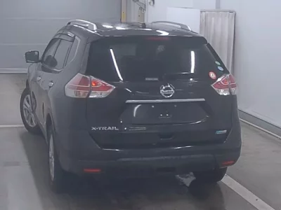 Nissan X-TRAIL  с аукциона в Японии
