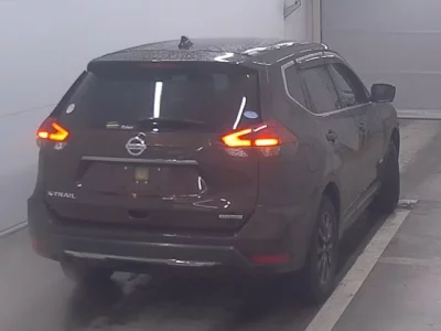 Nissan X-TRAIL  с аукциона в Японии