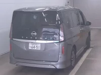 Nissan SERENA лот № 1012 оценка 5  с аукциона в Японии 3